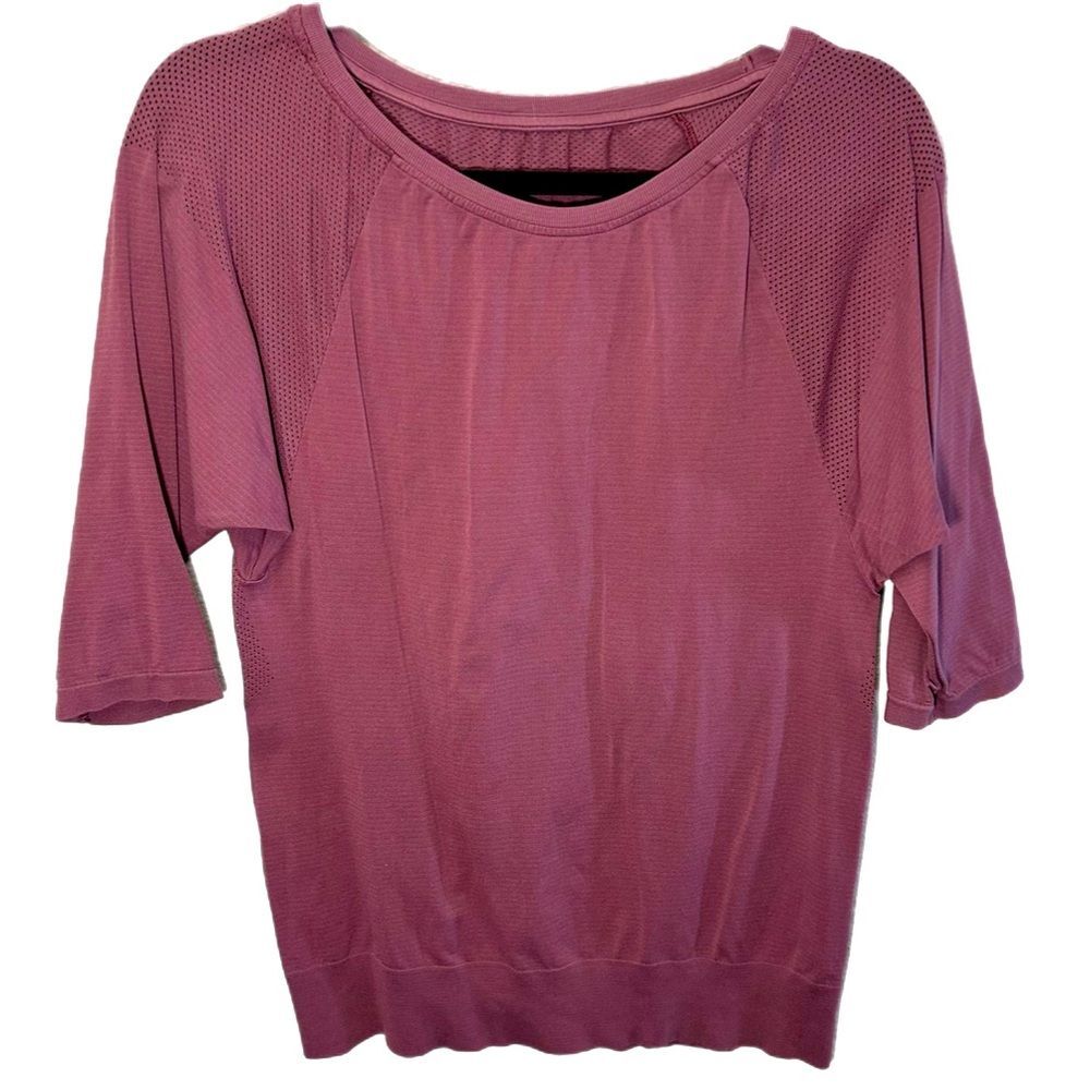 Sweaty Betty Size Small Plum Color 3/4 Sleeve Workout Top